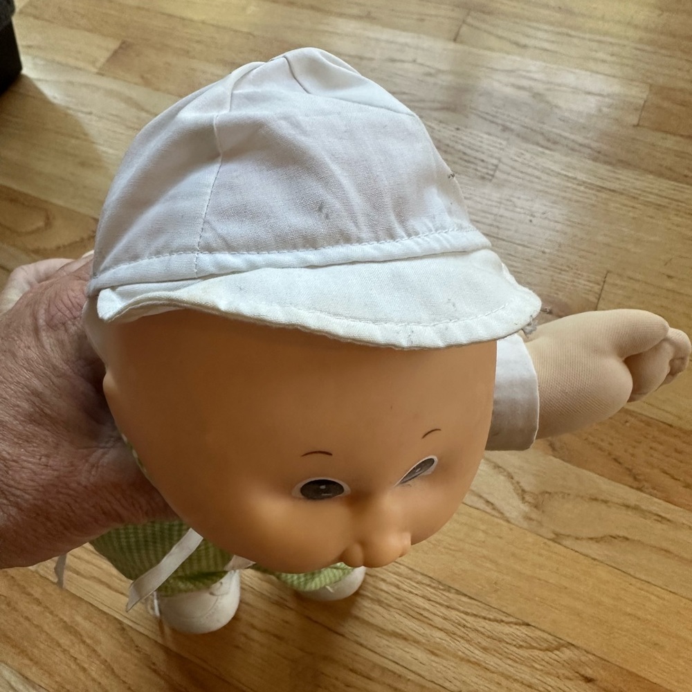 Cabbage patch doll - Picture 4 of 7